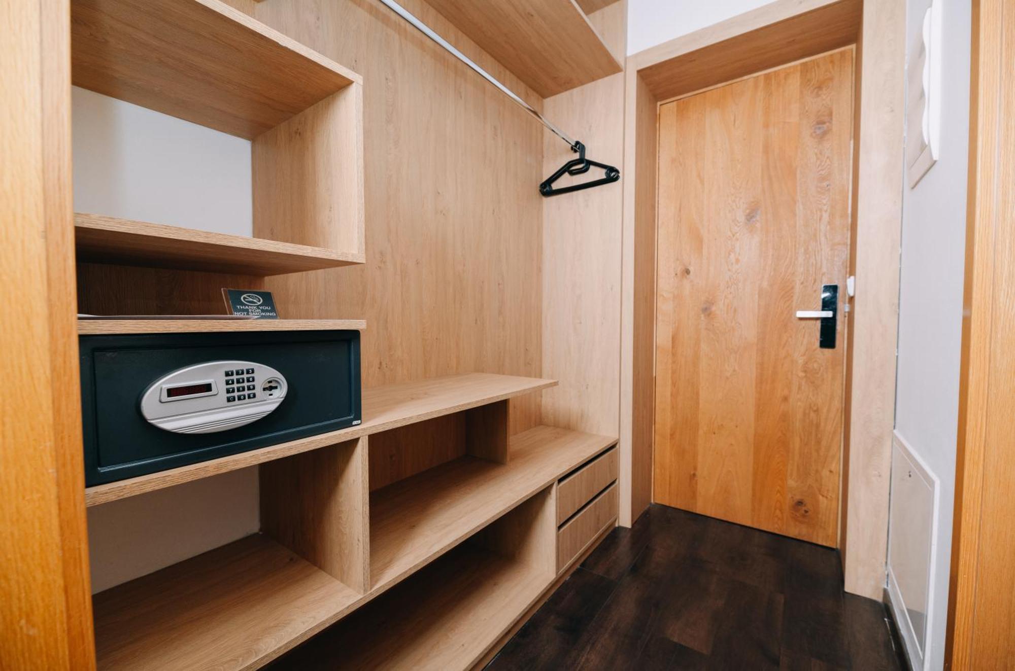 Spirit Superior Wellness - Free Wellness, Wifi, Parking, Card Apartment *